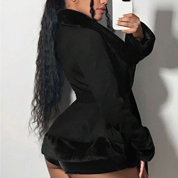 Premium Faux fur black belted coat, collared fur & fur sleeve cuffs faux leather - Picture 7 of 7